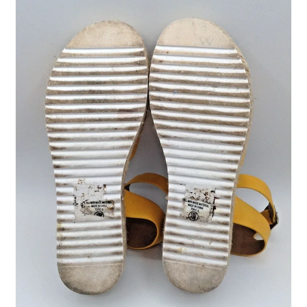 Soda mustard yellow
